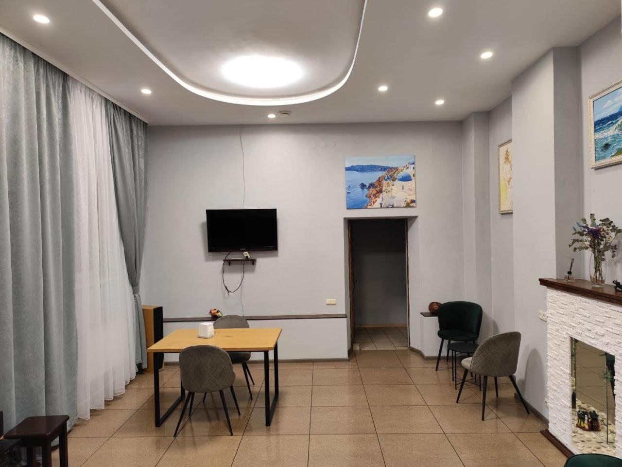 Mini-Hotel Ocean Kyiv Exterior photo