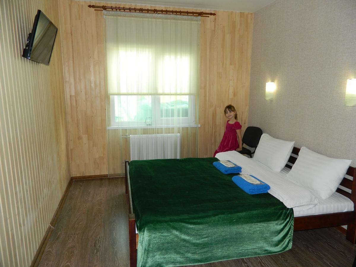 Mini-Hotel Ocean Kyiv Exterior photo