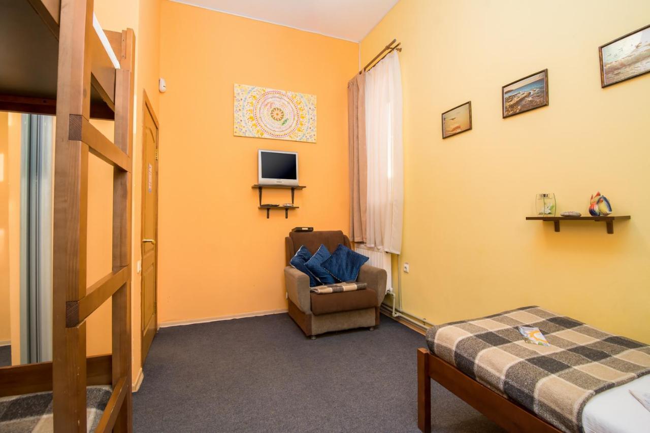 Mini-Hotel Ocean Kyiv Exterior photo